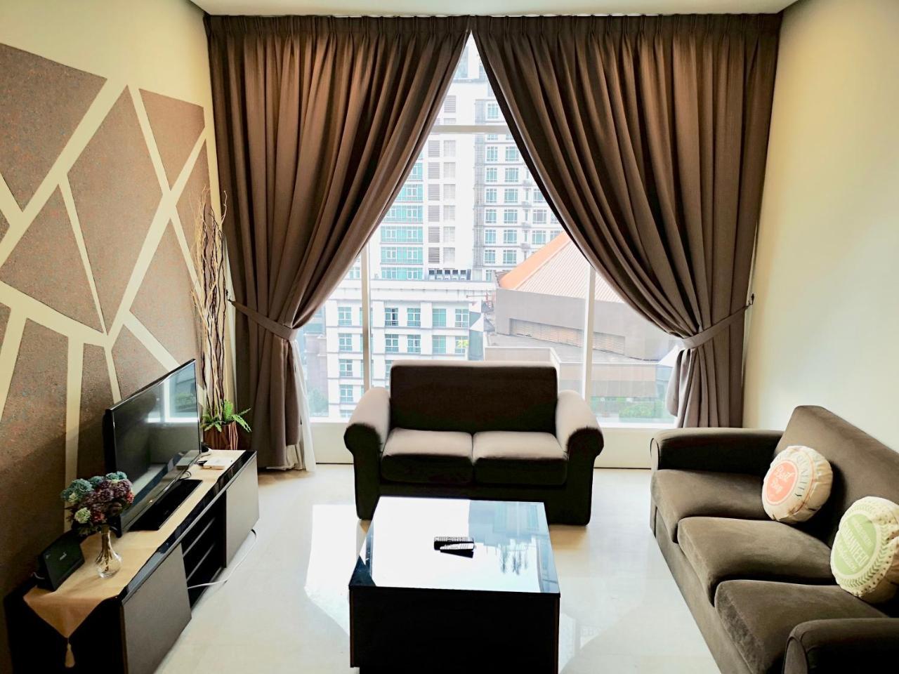 Soho Suites Klcc By Pnut Klcc View Kuala Lumpur Exterior photo