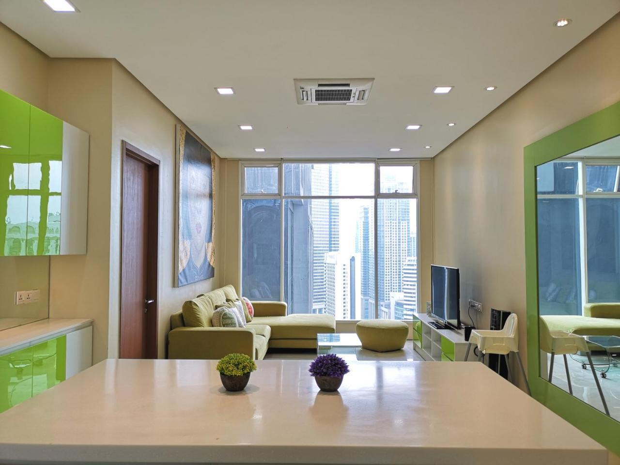 Soho Suites Klcc By Pnut Klcc View Kuala Lumpur Exterior photo